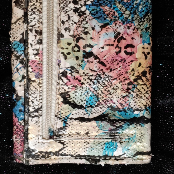 Multi Color Studded Wallet - Picture 5 of 16